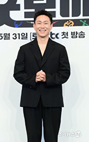 '굿보이' 오정세, 빌런의 반전 미소