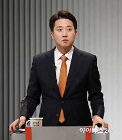 토론 준비하는 이준석 후보