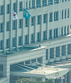 용산 대통령실 '봉황기' 게양