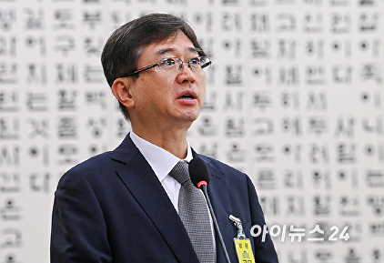 모두발언하는 오영준 재판관 후보자