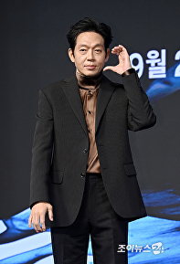 박지환, 포즈 장인