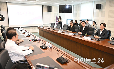 성남시의료원 방문한 이준석
