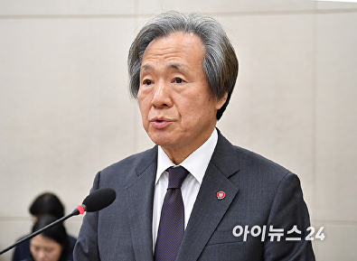 업무보고하는 정기석 국민건강보험공단 이사장