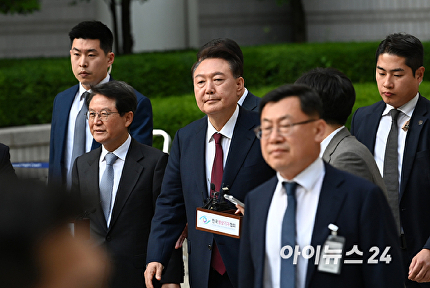 '내란 혐의' 3차 공판 마친 윤석열
