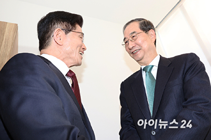 [아이포토] 김문수-한덕수 운명의 단일화 회동