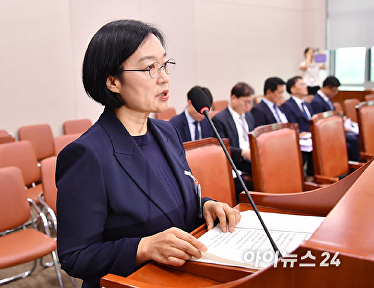 모두발언하는 한성숙 후보자